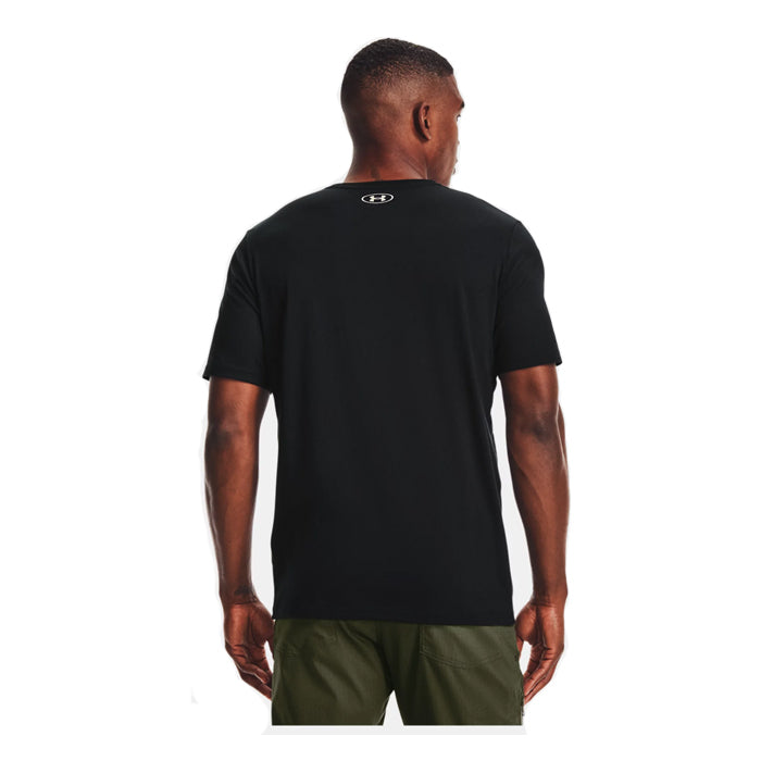 Under Armour Men's Stacked Logo Fill T-Shirt
