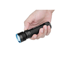 Olight Seeker 4 Pro 4600 Lumens Torch